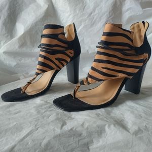 Shoe Republic LA Womens Ankle Strap Heels Size 10